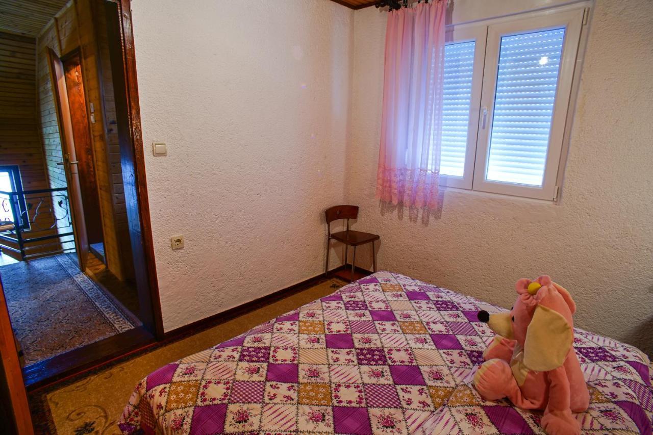 Lara Rooms Žabljak Exterior foto