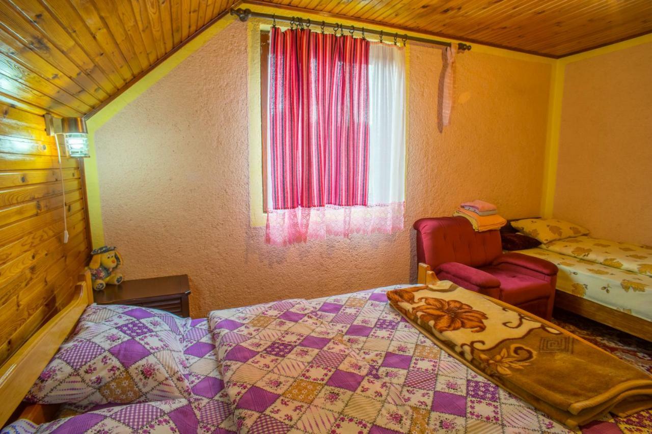 Lara Rooms Žabljak Exterior foto