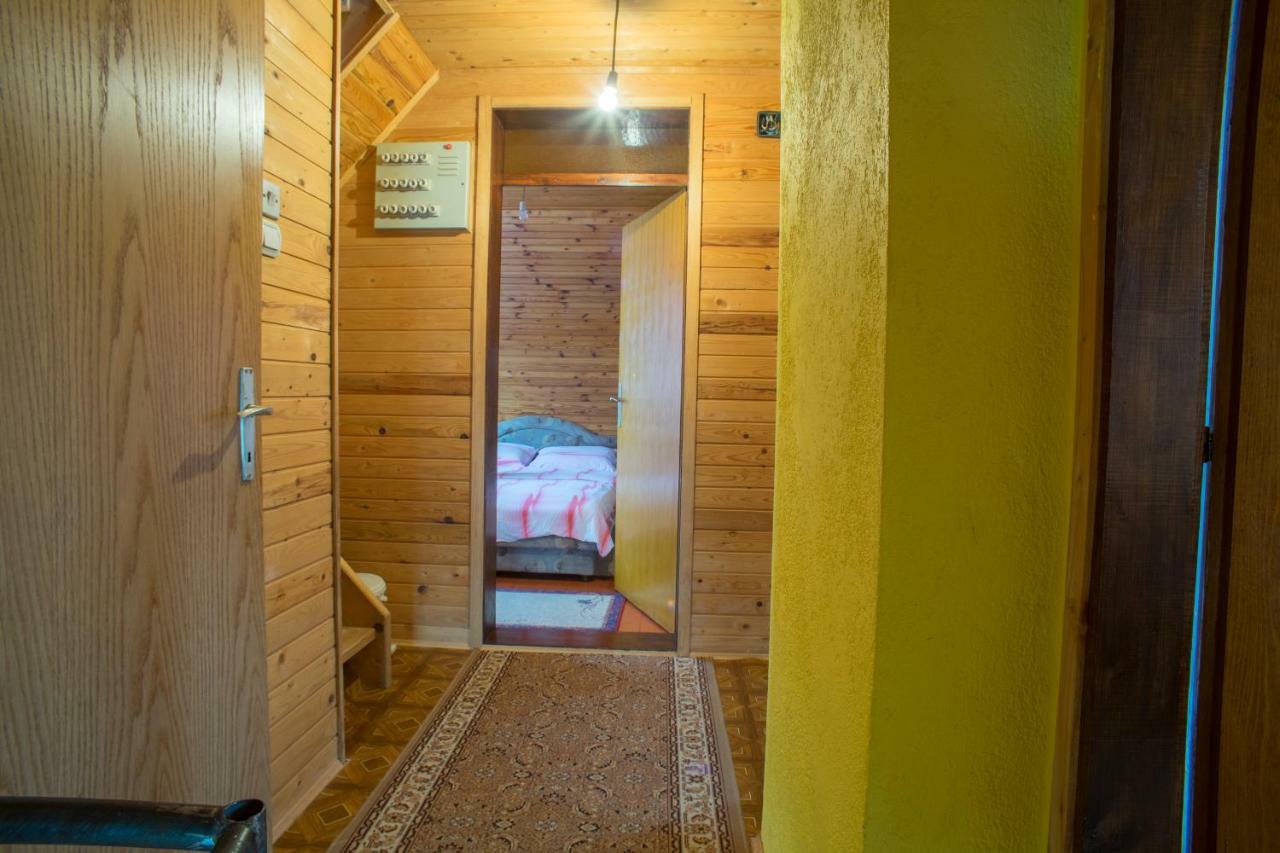 Lara Rooms Žabljak Exterior foto